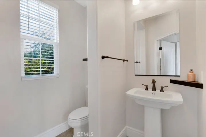9611 Baden, Chatsworth, California 91311