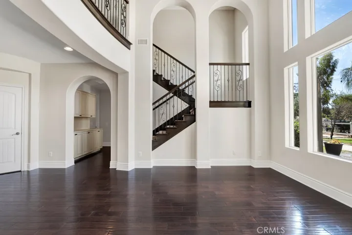 9611 Baden, Chatsworth, California 91311