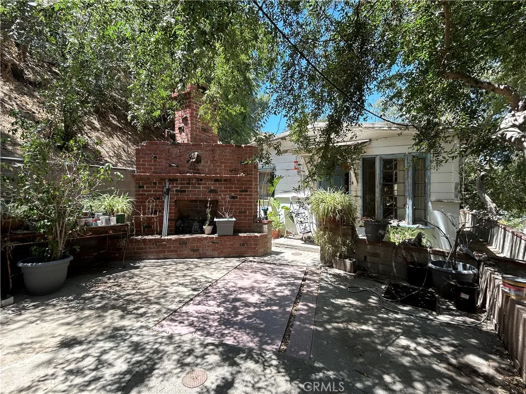 12229 Alta, Sylmar, California 91342 — photo 5