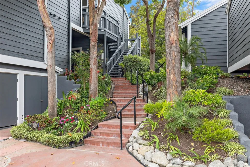 8206 Bridgepoint 206, Huntington Beach, California 92646 — photo 5