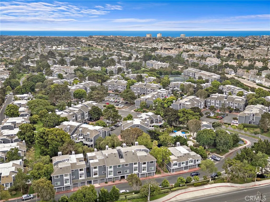 8206 Bridgepoint 206, Huntington Beach, California 92646 — photo 4