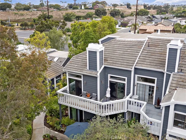 8206 Bridgepoint 206, Huntington Beach, California 92646