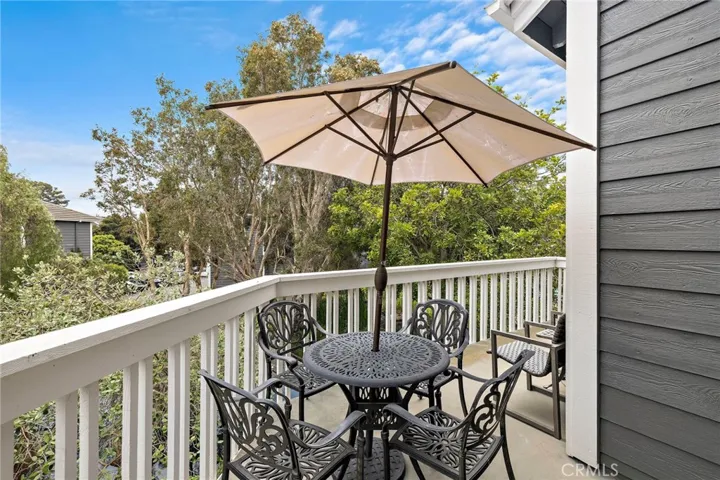 8206 Bridgepoint 206, Huntington Beach, California 92646