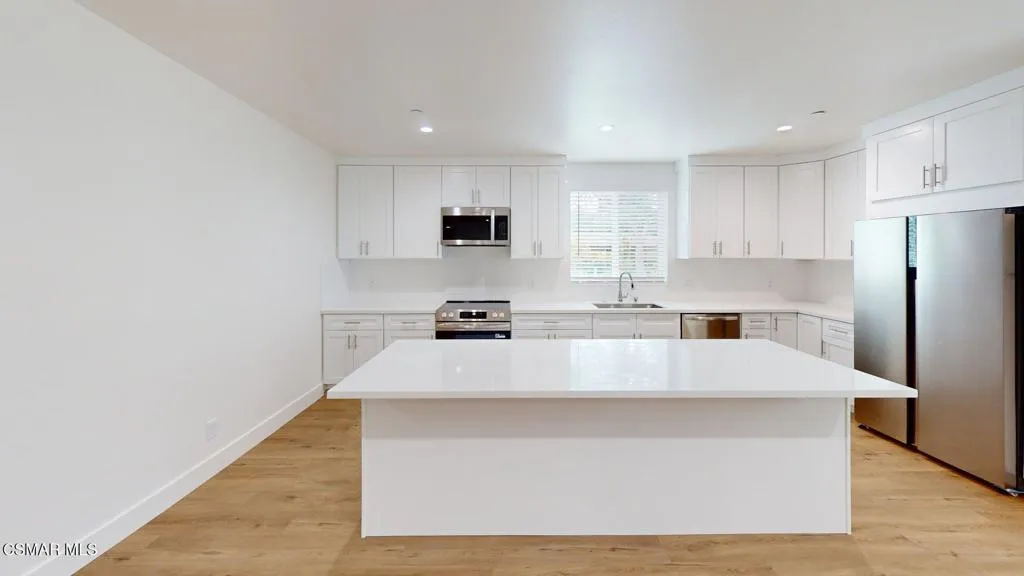 936-Calle-Pensaminto-C-Kitchen