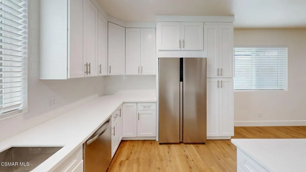 936-Calle-Pensaminto-C-Kitchen 1