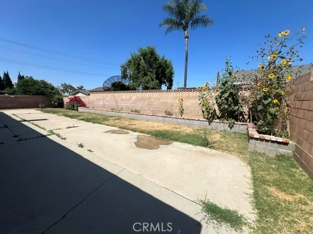 2544 S Garfield, Ontario, California 91761