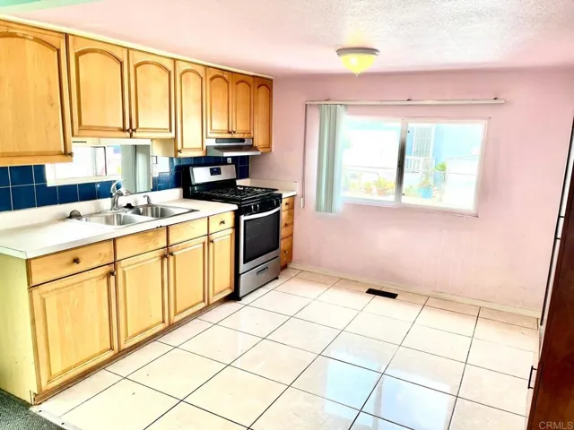 608 Iowa St, San Diego, California 92154
