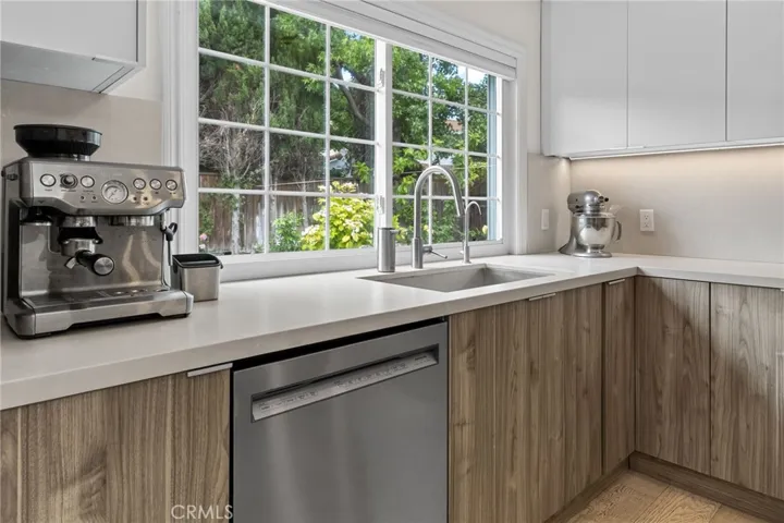 2600 Neves Court, Santa Clara, California 95051