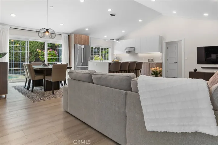 2600 Neves Court, Santa Clara, California 95051