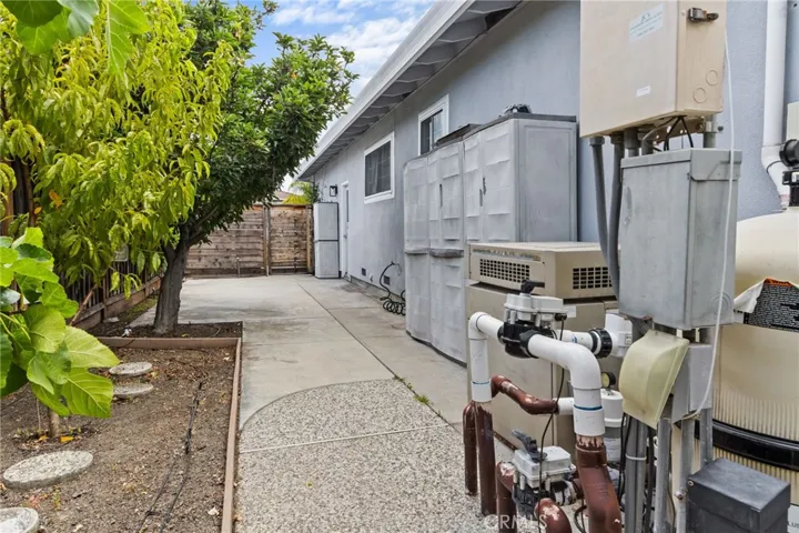 2600 Neves Court, Santa Clara, California 95051
