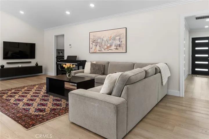 2600 Neves Court, Santa Clara, California 95051