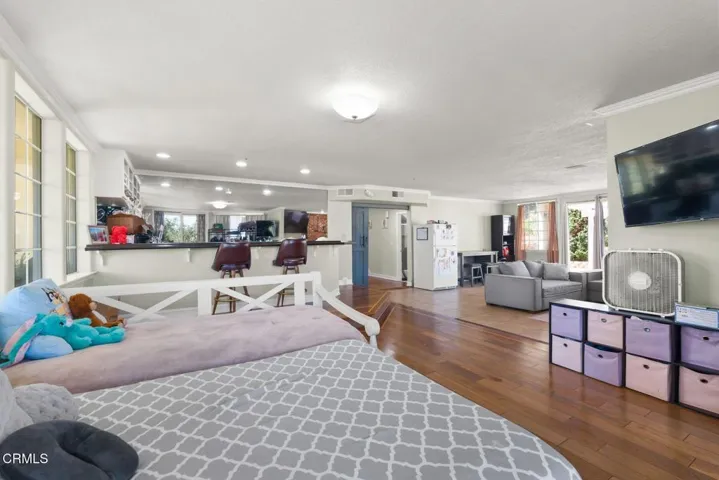 Bonus Room Bar