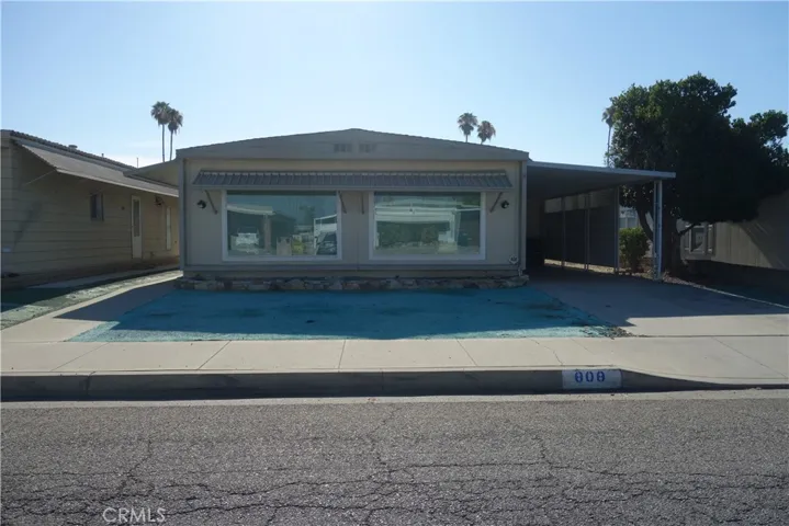 808 S Lyon, Hemet, California 92543