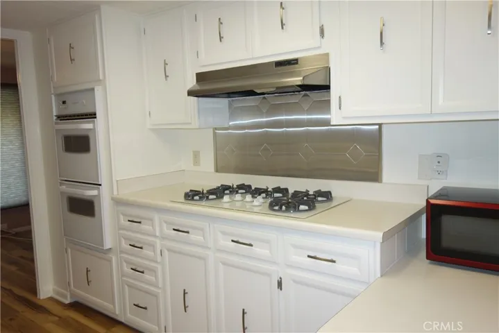 808 S Lyon, Hemet, California 92543