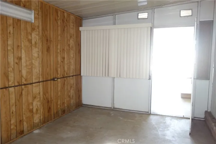 808 S Lyon, Hemet, California 92543