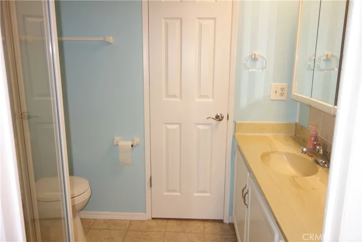 808 S Lyon, Hemet, California 92543