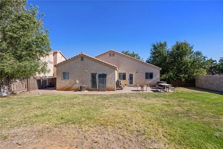3703 E Avenue S12, Palmdale, California 93550