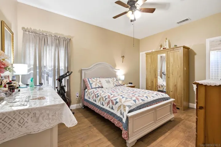 2816 18 D Ave, National City, California 91950