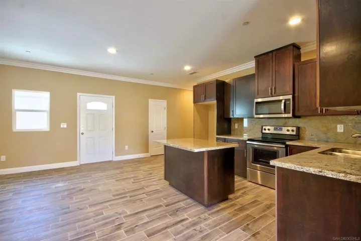 2816 18 D Ave, National City, California 91950