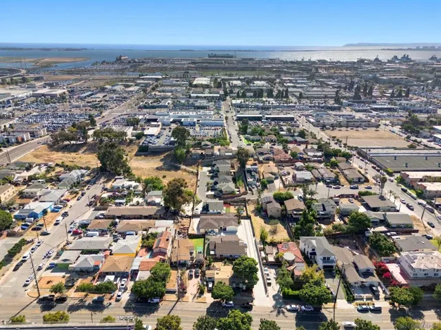 2816 18 D Ave, National City, California 91950