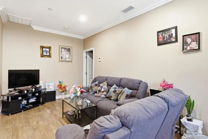 2816 18 D Ave, National City, California 91950