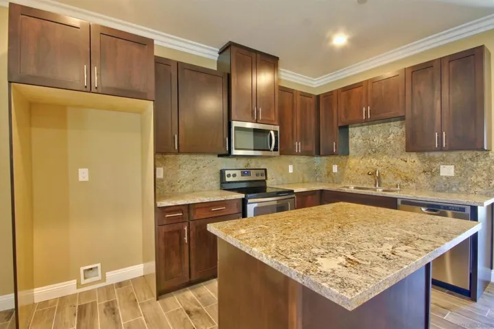 2816 18 D Ave, National City, California 91950