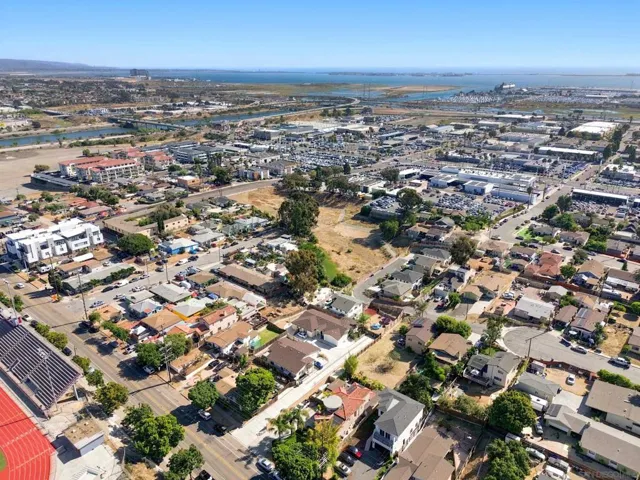 2816 18 D Ave, National City, California 91950