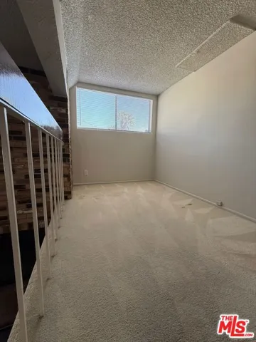 2809 Montrose Avenue 10, La Crescenta, California 91214
