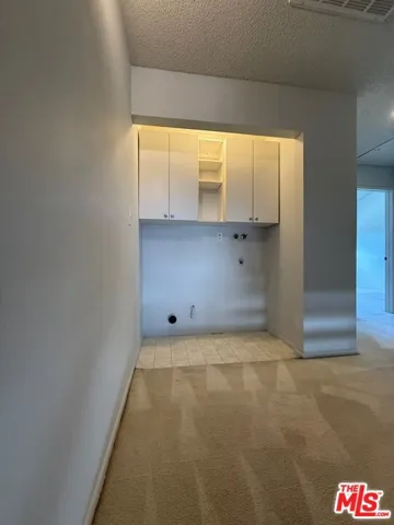 2809 Montrose Avenue 10, La Crescenta, California 91214