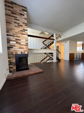 2809 Montrose Avenue 10, La Crescenta, California 91214