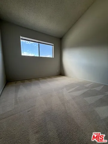 2809 Montrose Avenue 10, La Crescenta, California 91214