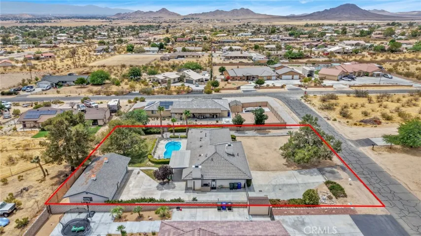 23333 Taos, Apple Valley, California 92307