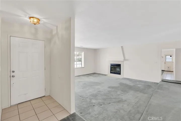 23333 Taos, Apple Valley, California 92307