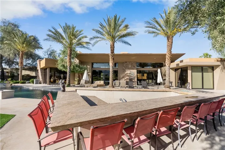 68 Royal Saint Georges Way, Rancho Mirage, California 92270