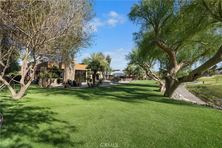 68 Royal Saint Georges Way, Rancho Mirage, California 92270