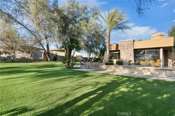 68 Royal Saint Georges Way, Rancho Mirage, California 92270
