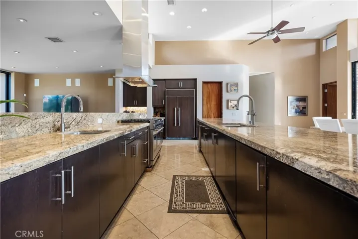68 Royal Saint Georges Way, Rancho Mirage, California 92270