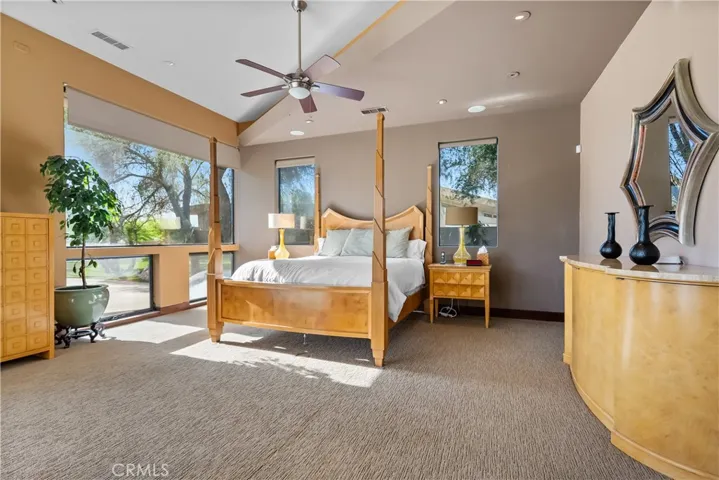 68 Royal Saint Georges Way, Rancho Mirage, California 92270