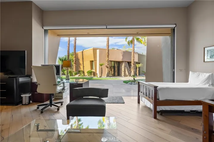 68 Royal Saint Georges Way, Rancho Mirage, California 92270