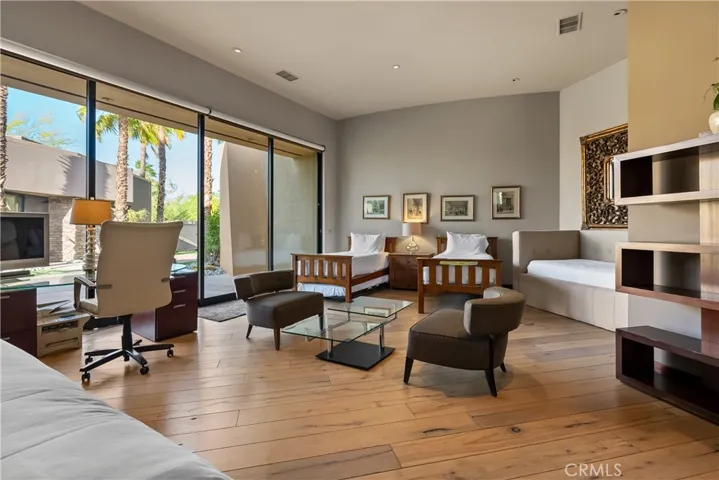 68 Royal Saint Georges Way, Rancho Mirage, California 92270
