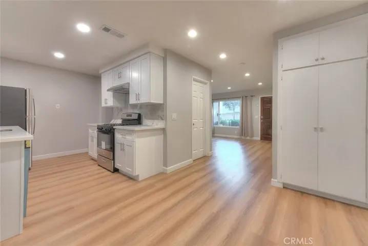 2027 E Aroma, West Covina, California 91791