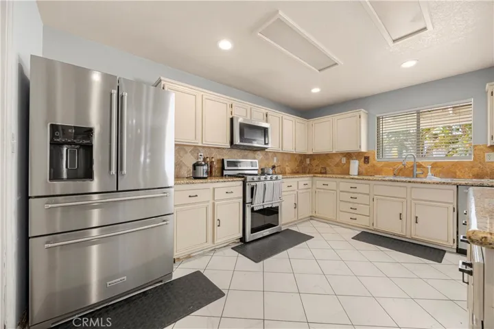 3580 Brentridge Drive, Corona, California 92881