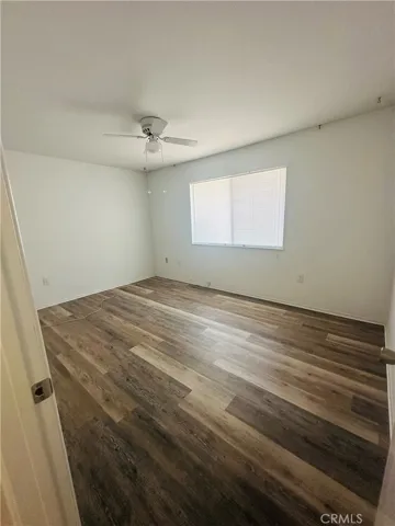 Guest bedroom.