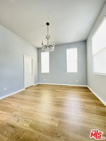 6581 Seabluff Drive 11, Playa Vista, California 90094