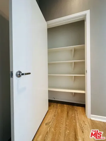 6581 Seabluff Drive 11, Playa Vista, California 90094
