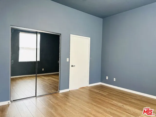 6581 Seabluff Drive 11, Playa Vista, California 90094