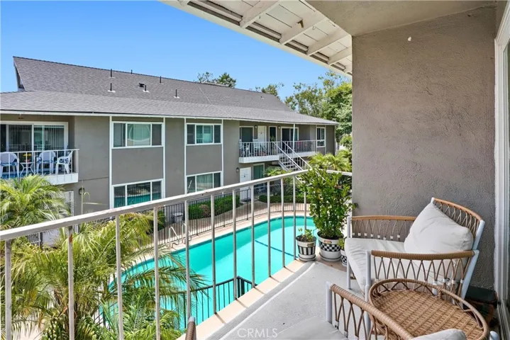 1228 Rutland 6, Newport Beach, California 92660