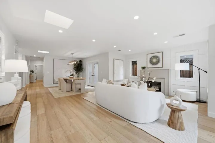 735 Coastland Drive, Palo Alto, California 94303