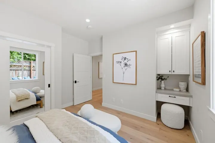 735 Coastland Drive, Palo Alto, California 94303