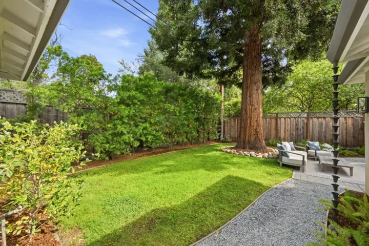 735 Coastland Drive, Palo Alto, California 94303